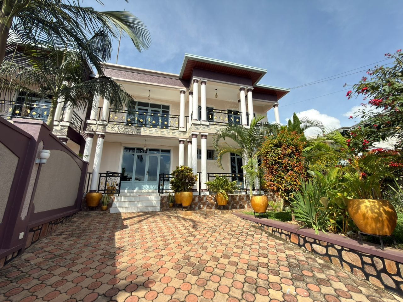 House for rent in Kimironko, Kigali - Well-kept Furnished 4-Bedroom House in Kimironko