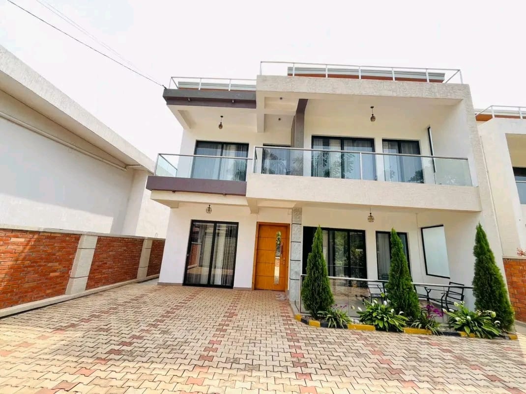 House for rent in Kimironko, Kigali - Stylish Furnished 5-Bedroom House in Kimironko