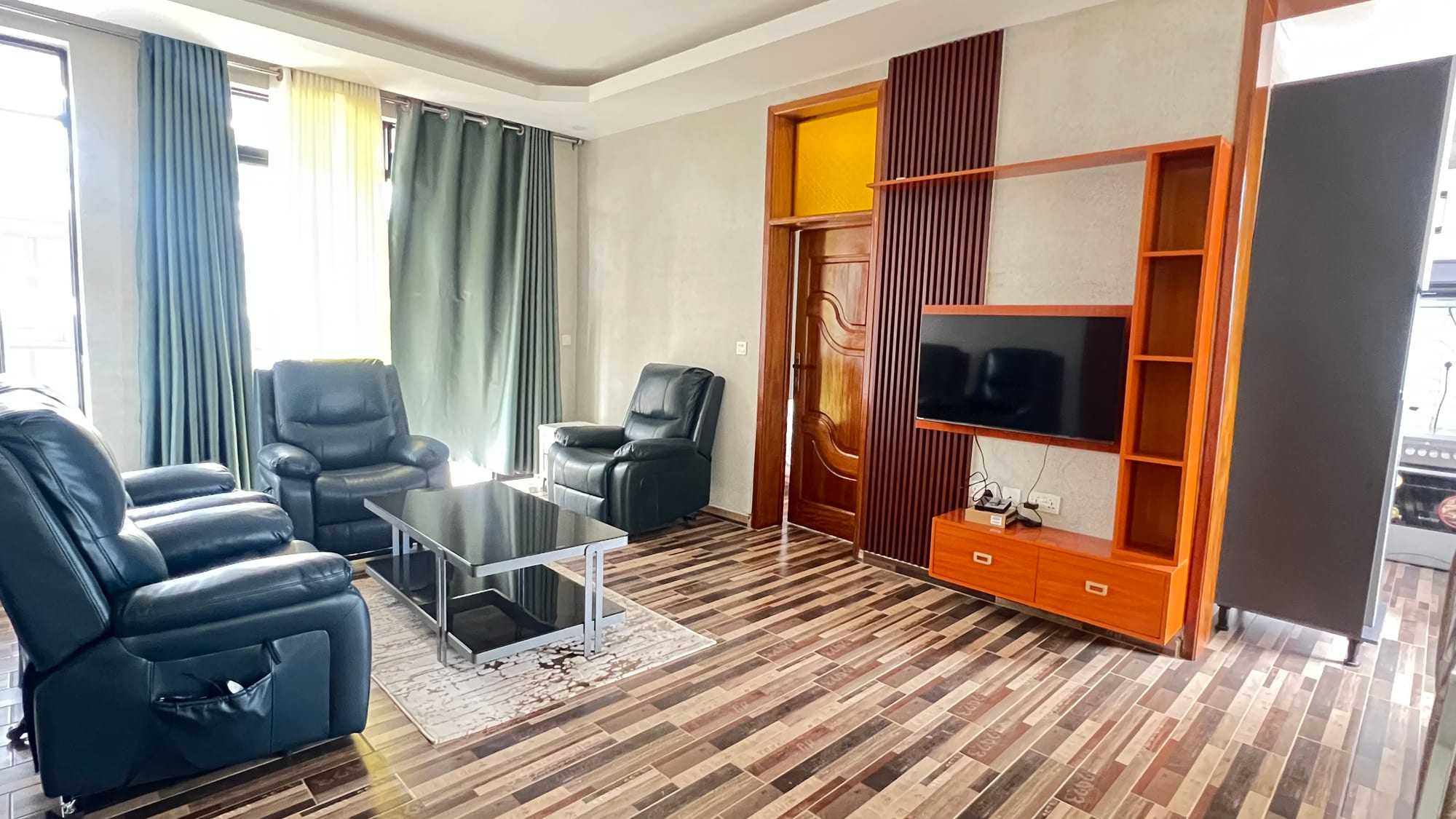 Apartment for rent in Kimironko, Kigali - Modern Furnished 3-Bedroom Apartment in Kimironko