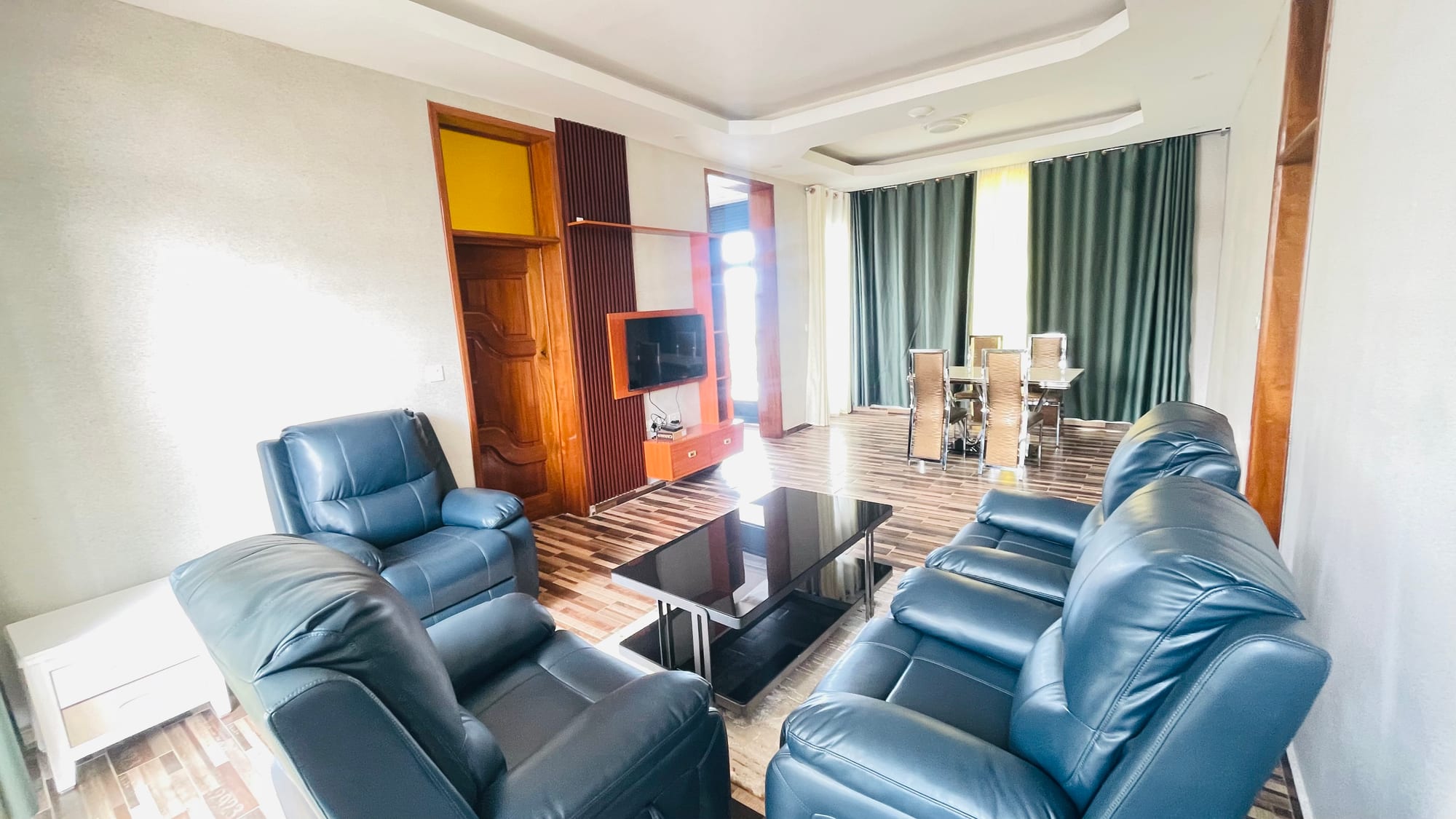 Apartment for rent in Kimironko, Kigali - Modern Furnished 3-Bedroom Apartment in Kimironko