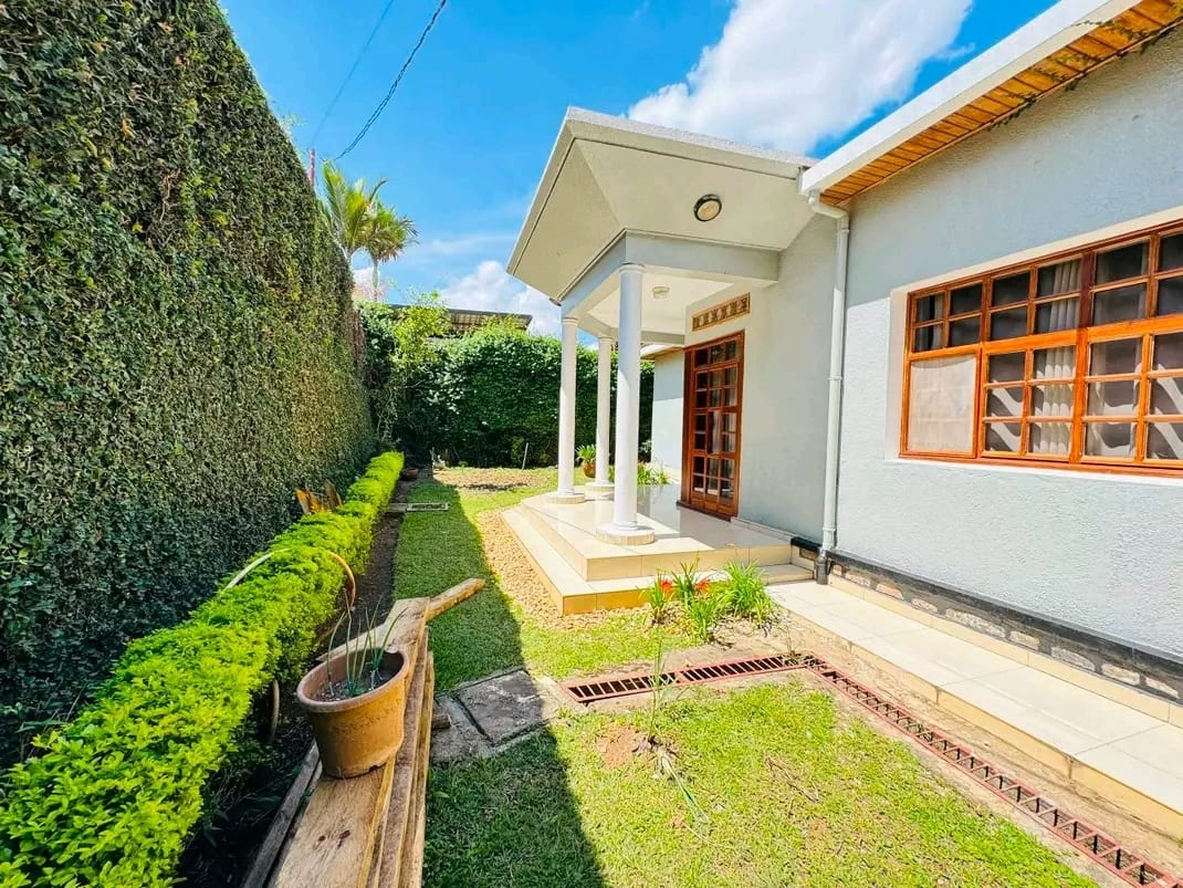 House for rent in Kinyinya, Kigali