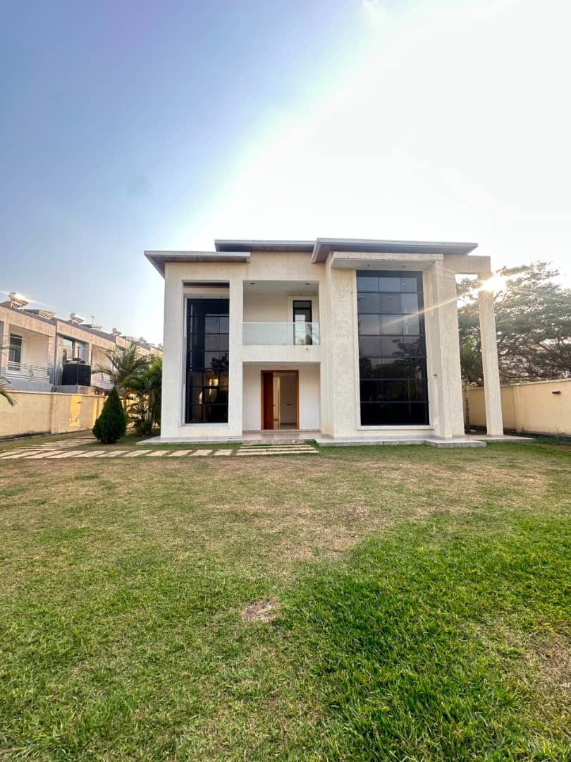 House for rent in Remera, Kigali - Comfortable Furnished 5-Bedroom House in Remera