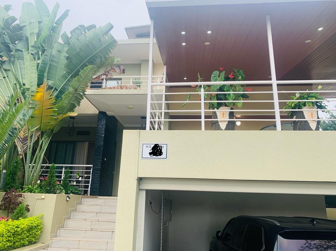 House for rent in Vision City, Kigali - Elegant Furnished 3-Bedroom House in Vision City