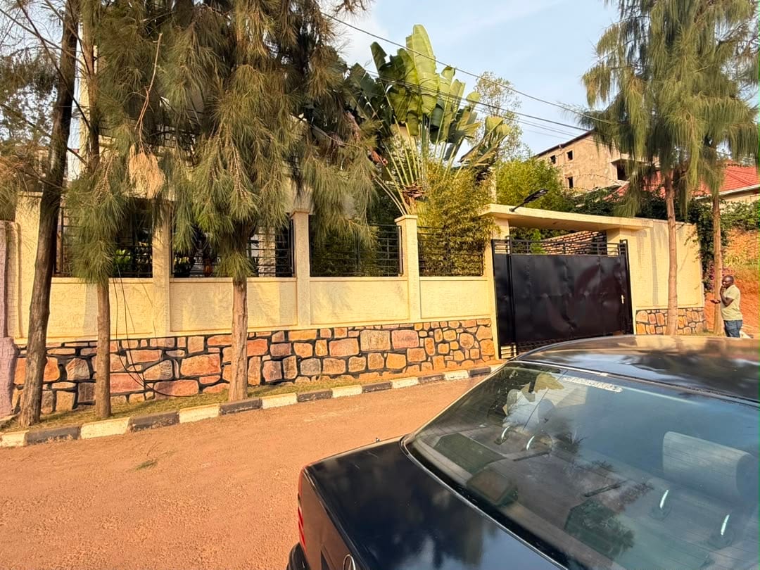 House for rent in Rebero, Kigali