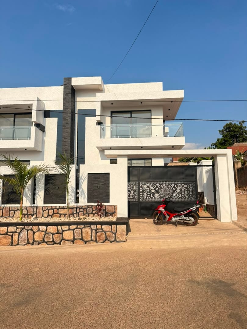 House for rent in Kimironko, Kigali - Elegant 4-Bedroom House in Kimironko