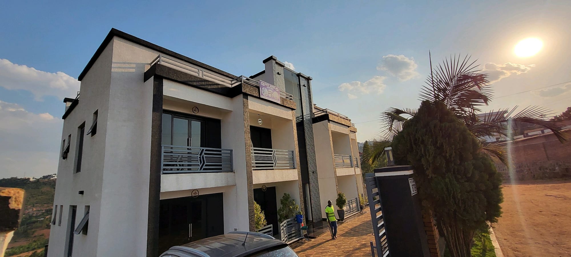Apartment for rent in Kagarama, Kigali - Modern Furnished 1-Bedroom Apartment in Kagarama