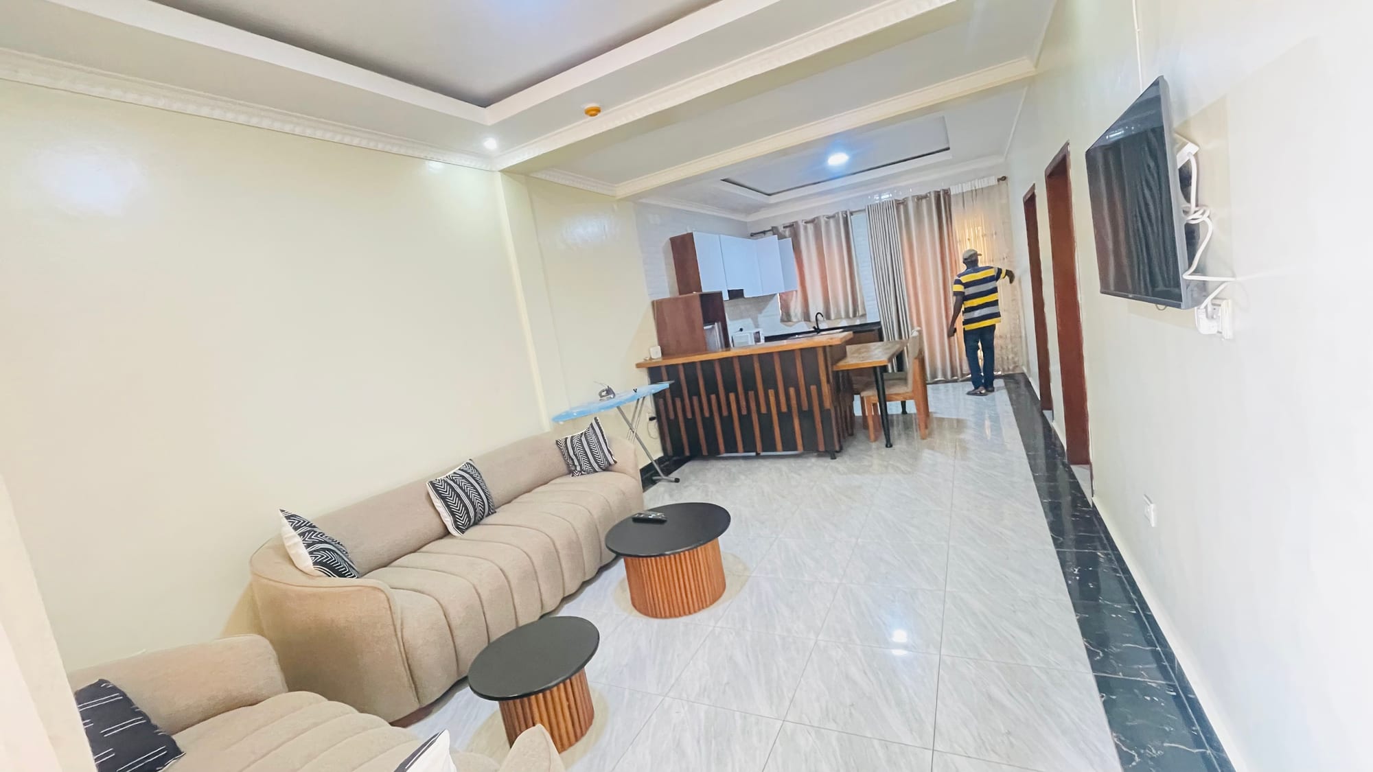 Apartment for rent in Kimihurura, Kigali - Stylish Furnished 2-Bedroom Apartment in Kimihurura