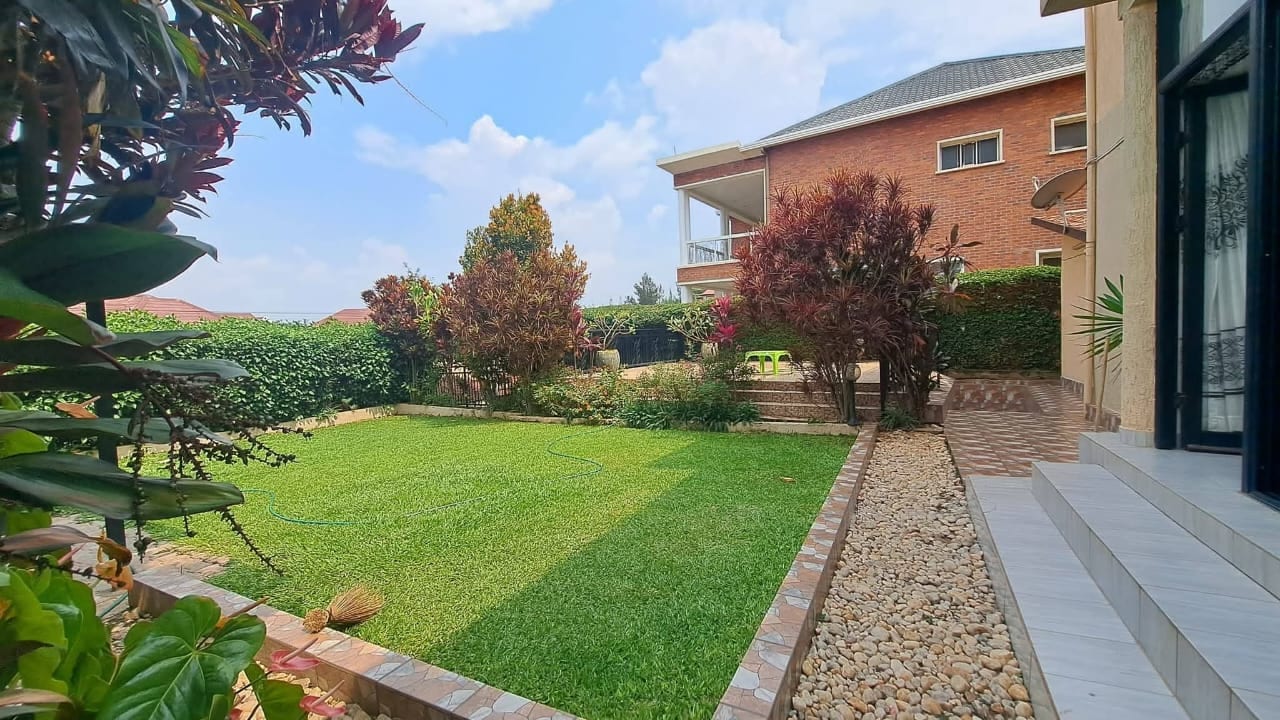 House for rent in Kinyinya, Kigali