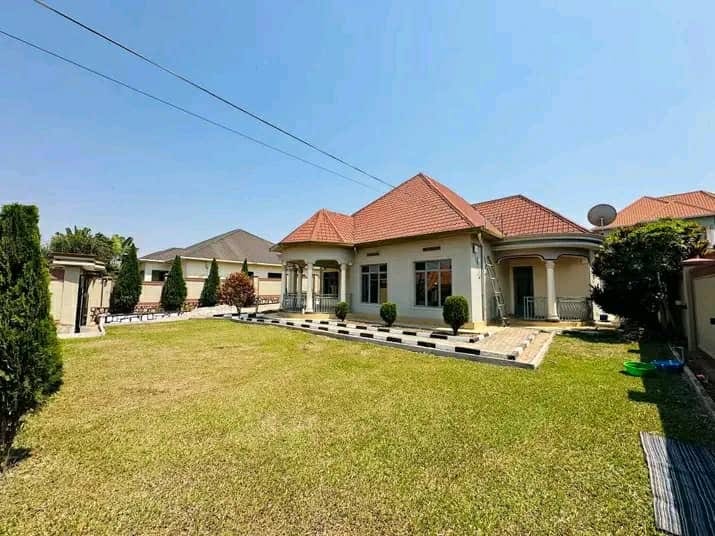 House for rent in Kimironko, Kigali - Modern 4-Bedroom House in Kimironko