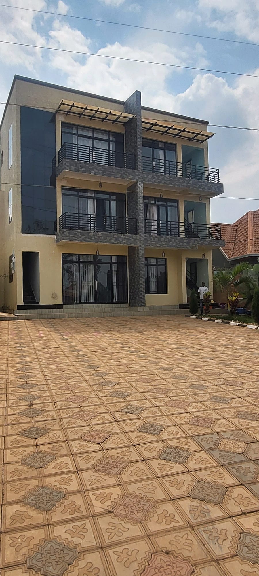 Apartment for rent in Kagarama, Kigali - Bright Furnished 2-Bedroom Apartment in Kagarama