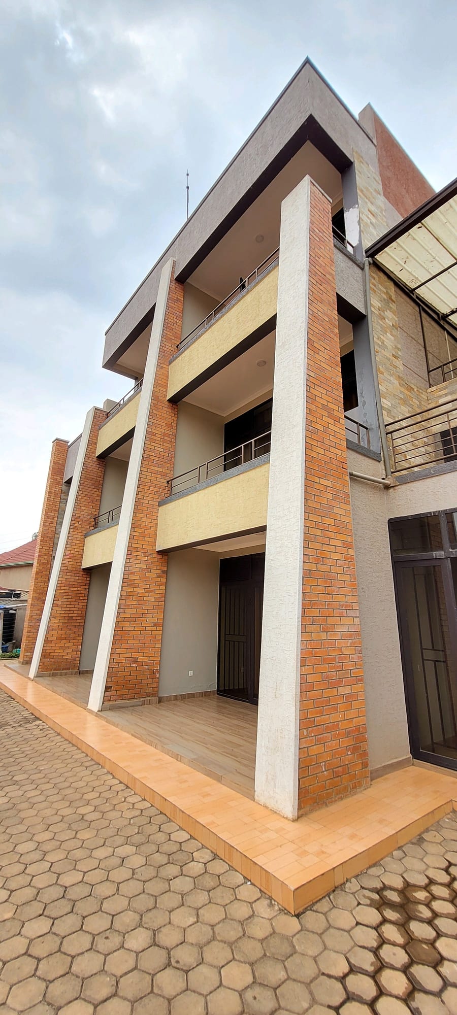 Apartment for rent in Kagarama, Kigali - Comfortable Furnished 2-Bedroom Apartment in Kagarama