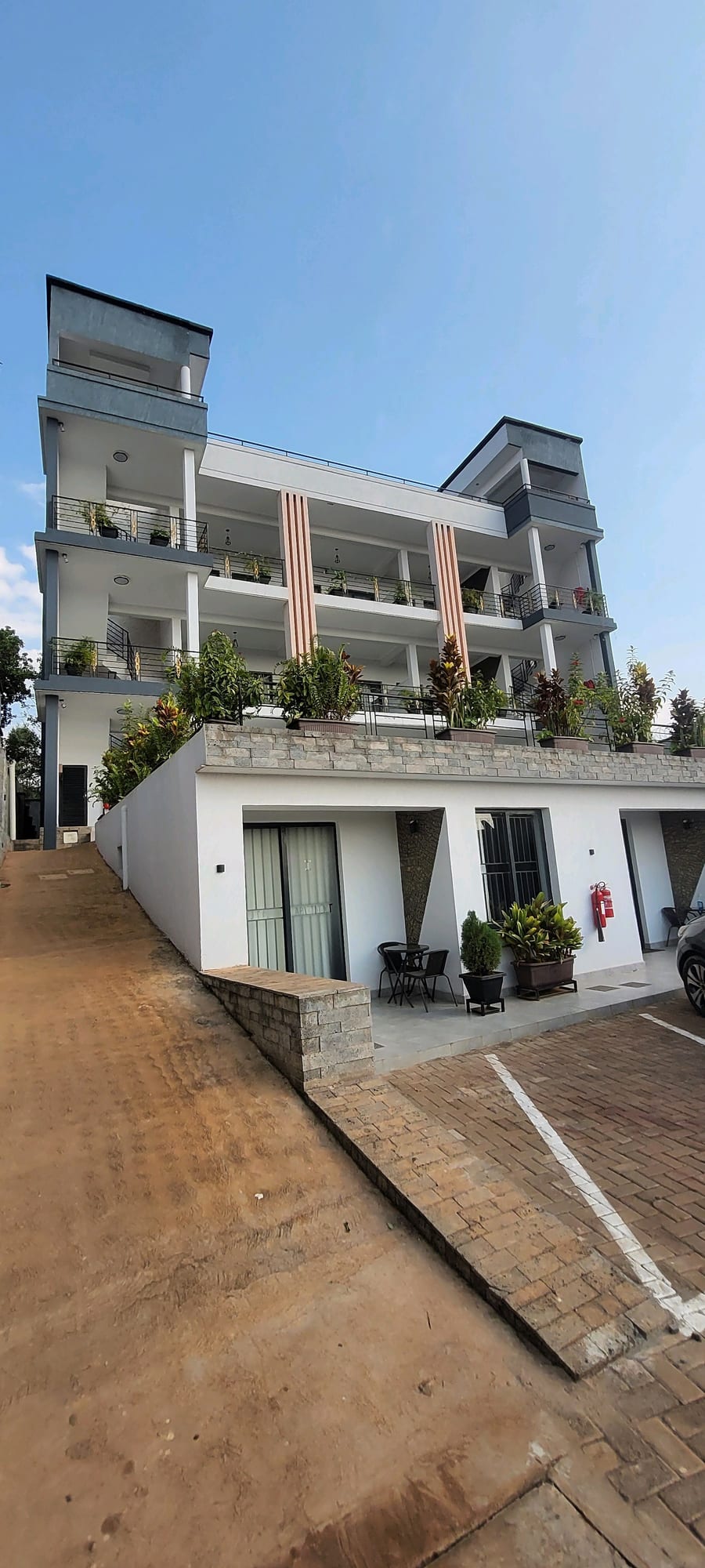 Apartment for rent in Kagarama, Kigali - Elegant Furnished 1-Bedroom Apartment in Kagarama