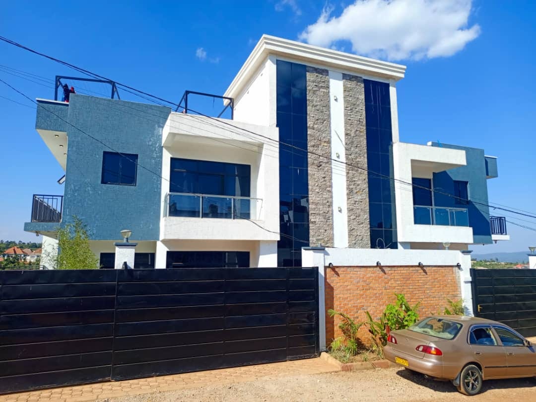House for rent in Kicukiro, Kigali - Bright 4-Bedroom House in Kicukiro