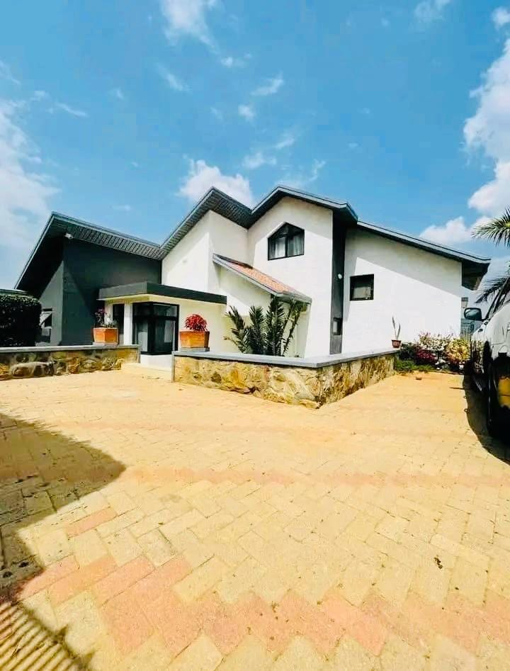 House for rent in Gacuriro, Kigali