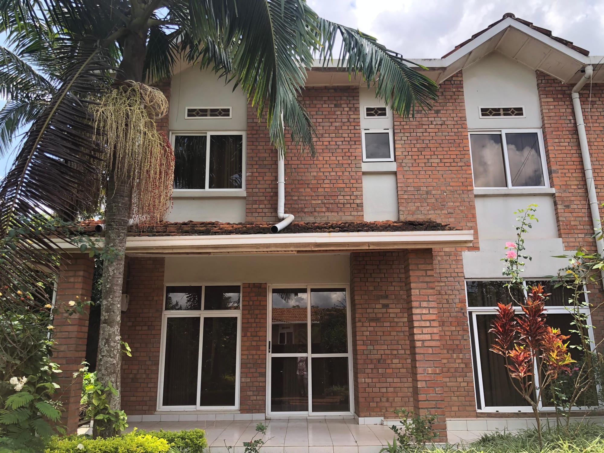 House for rent in Kimironko, Kigali - Elegant Furnished 3-Bedroom House in Kimironko