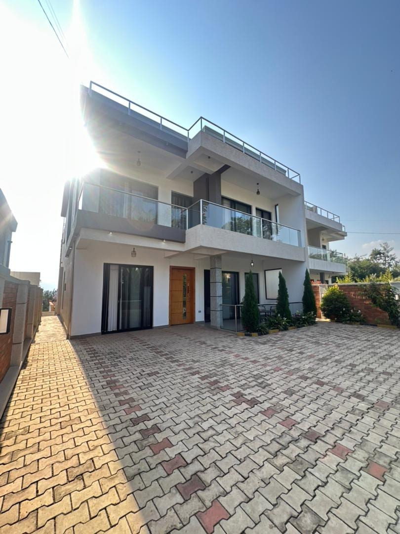 House for rent in Kimironko, Kigali - Modern Furnished 5-Bedroom House in Kimironko