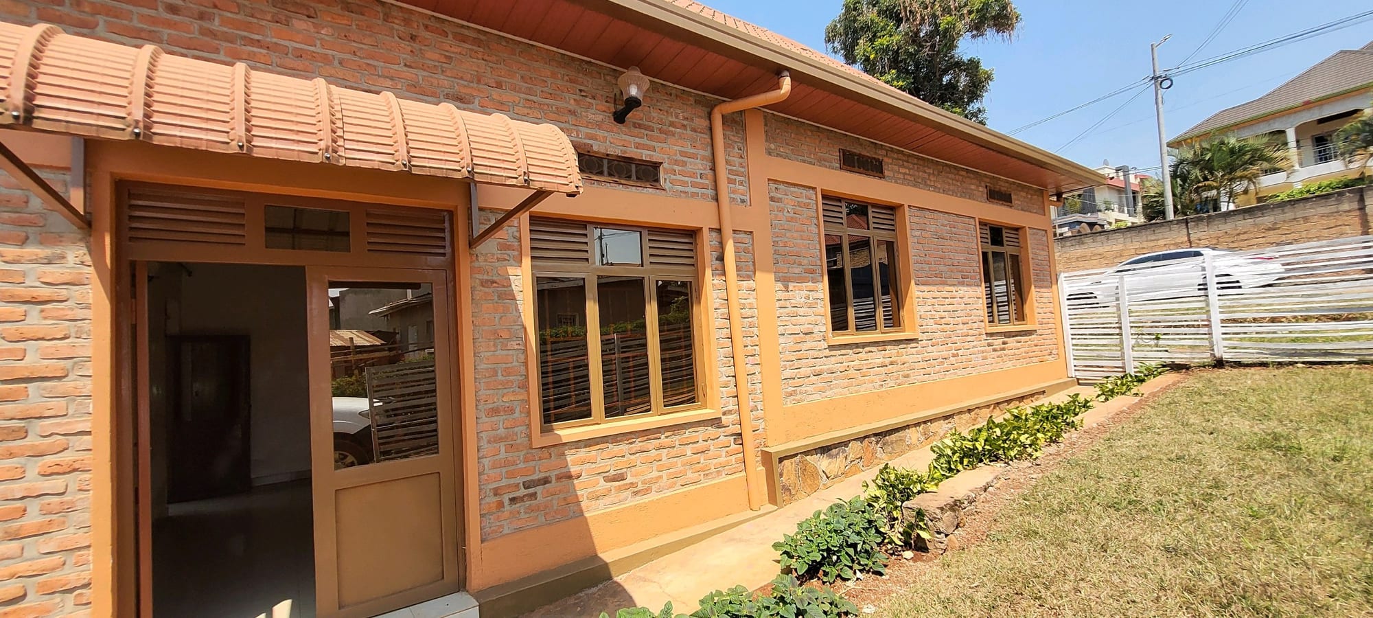 Apartment for rent in Kagarama, Kigali - Modern 3-Bedroom Apartment in Kagarama